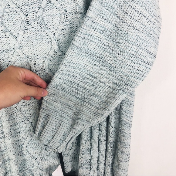 NWT Takara Chunky Knit Over Sized Sweater | Blue | Size Large - Picture 4 of 9